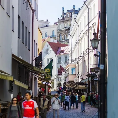 Toompea Castle 2 Bedroom Old Town Tallinn