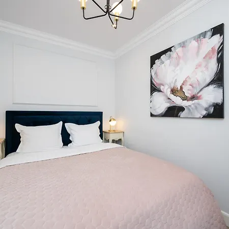 Toompea Castle 2 Bedroom Old Town * טאלין