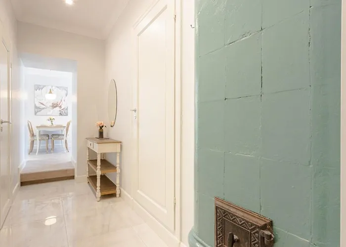 Apartamento Toompea Castle 2 Bedroom Old Town Talin