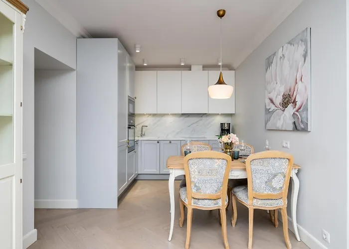 Toompea Castle 2 Bedroom Old Town דירה