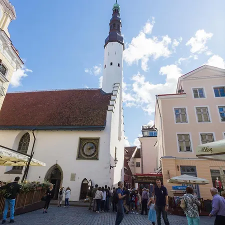 Toompea Castle 2 Bedroom Old Town Korter Tallinn